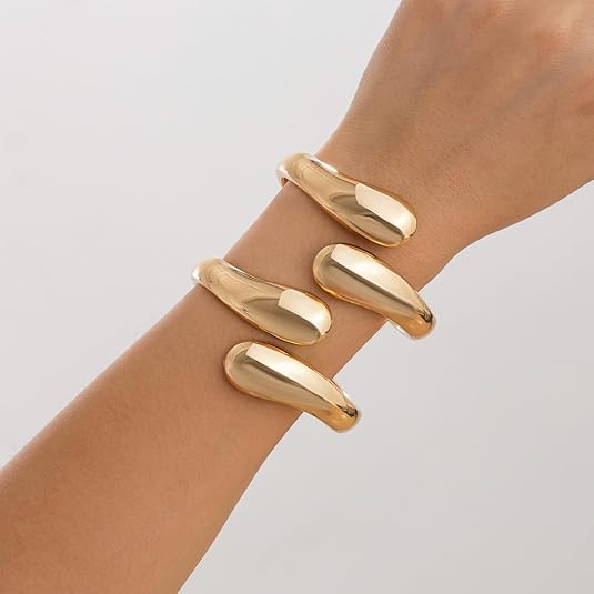 2-Piece Set Women’s Chunky Gold Hinged Bracelets